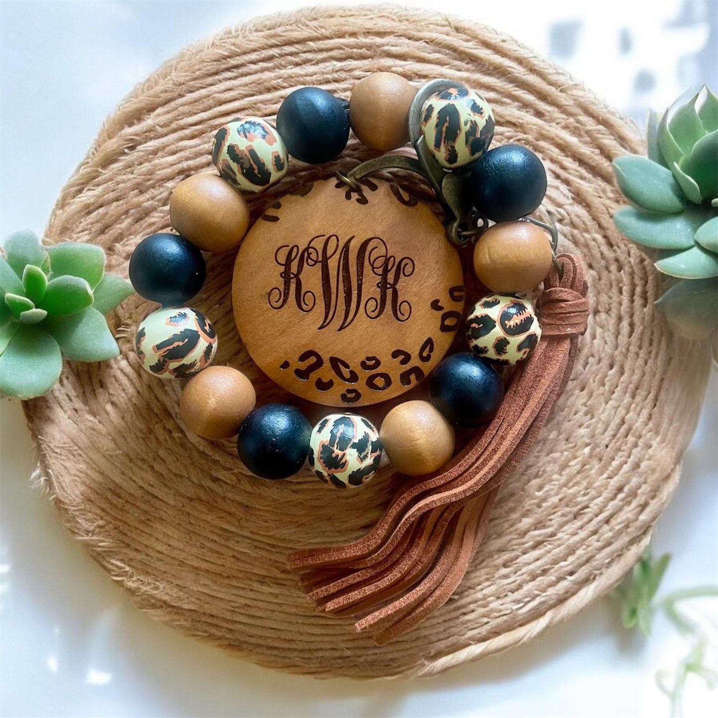 Personalized Wristlet Keychain, Engraved Keychain, Wood Bead Keychain, Bracelet Keychain, Gift for Her, Gift for Mom, Mama Keychain, Leopard