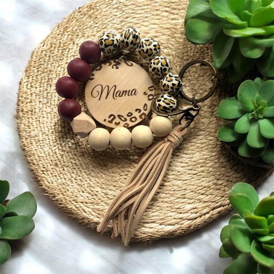 Personalized Wristlet Keychain, Engraved Keychain, Leopard Keychain, Bracelet Keychain, Gift for Her, Gift for Mom, Mama Keychain