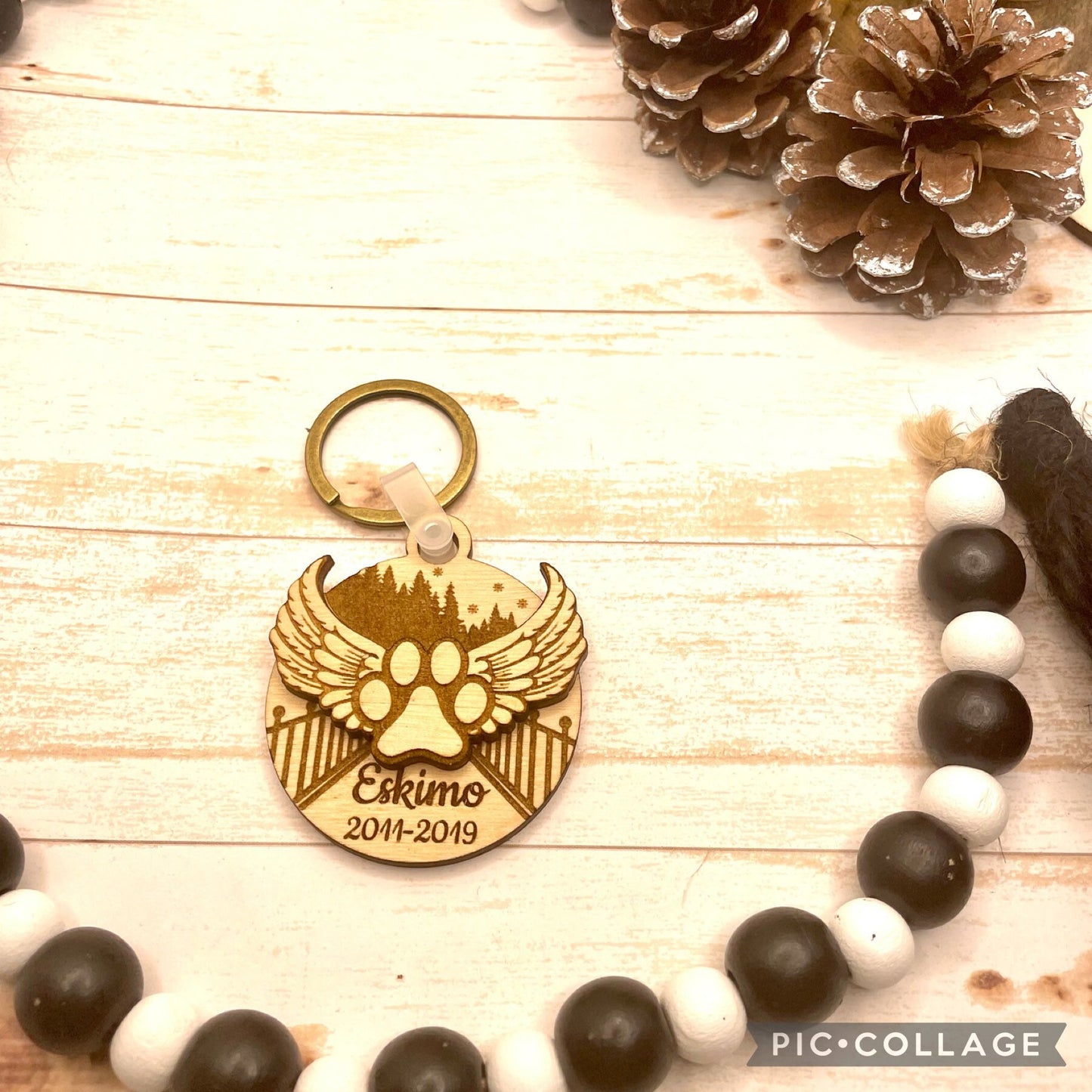 Custom Engraved Personalized Pet Memorial Wood Keychains,Pet Lovers, Dog puppy Christmas decor, Cat Keychain, Keepsake