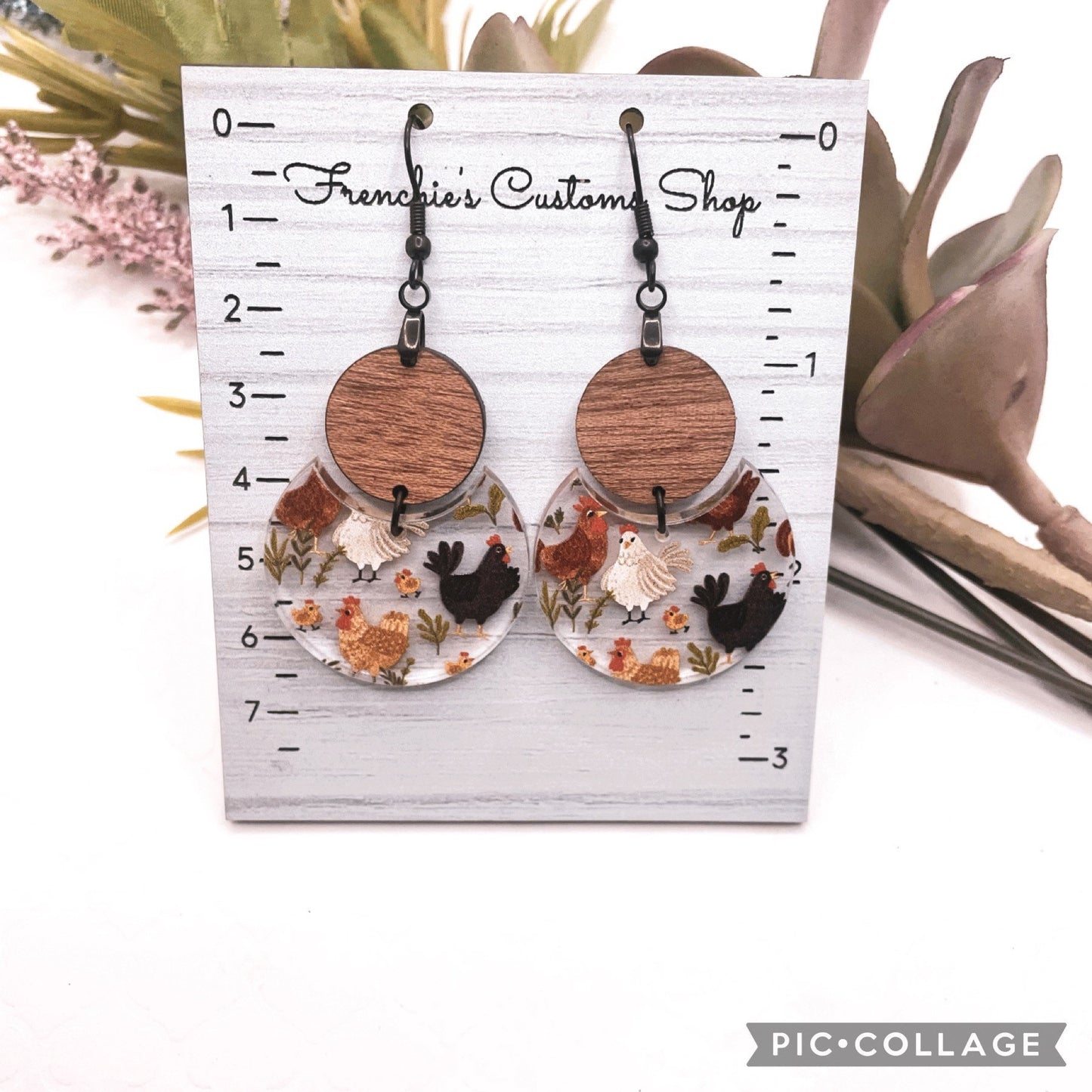 Wood Dangle Earrings, Farm Animal Decor, Chicken Lovers Earrings, Chicken Mom, Farmhouse Decor, Gift for mom