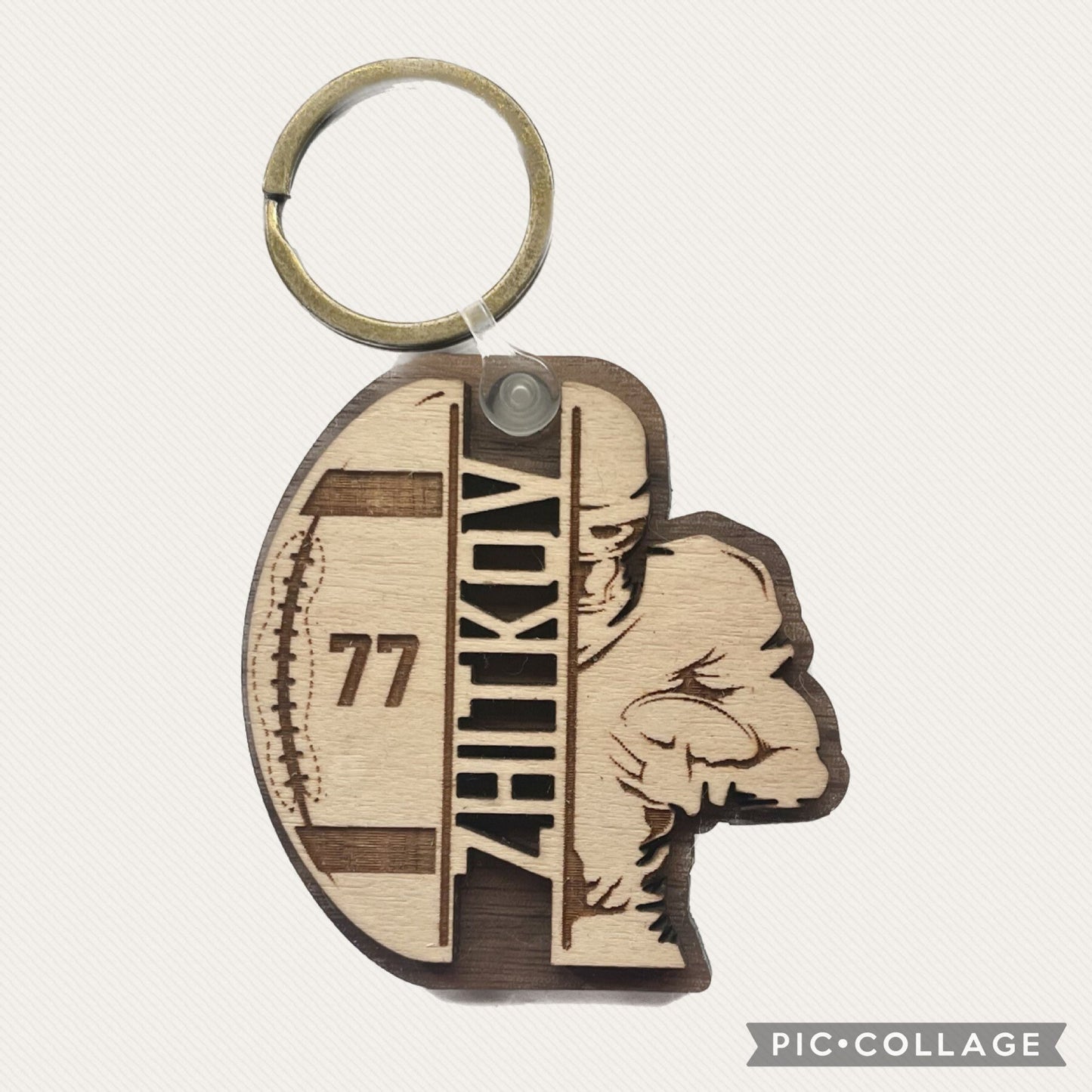 Engraved Keychain , Personalized Football Keychain, Football Mom Gift, Football Dad Gift, Sport Lovers, Gift for Her, Gift for Him