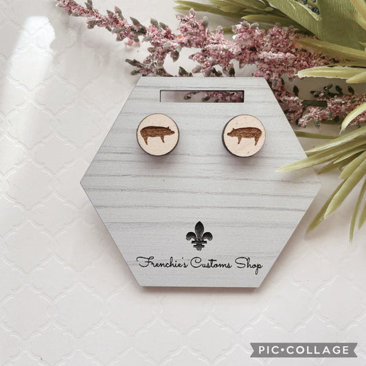 Wood Stud Earrings, Farmhouse stud Pig earrings, Pig Lovers Gift, Farm Animal earrings, Christmas earrings, Animal Lovers, Country Decor