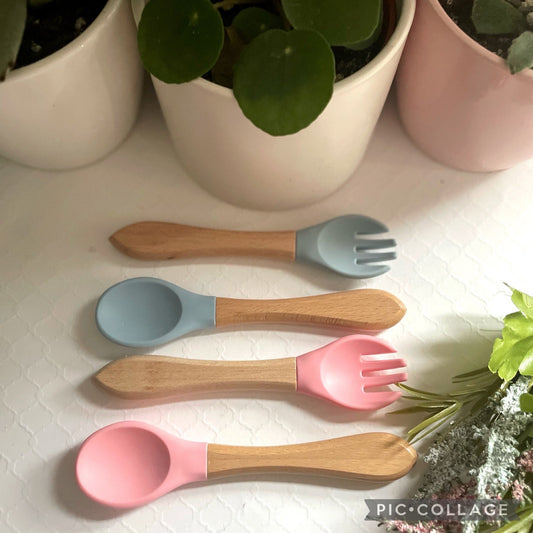 Personalized Silicone and Wood utensil set for baby, Engraved first utensil set for toddler, Gift for New Mom, Gift for Baby Shower