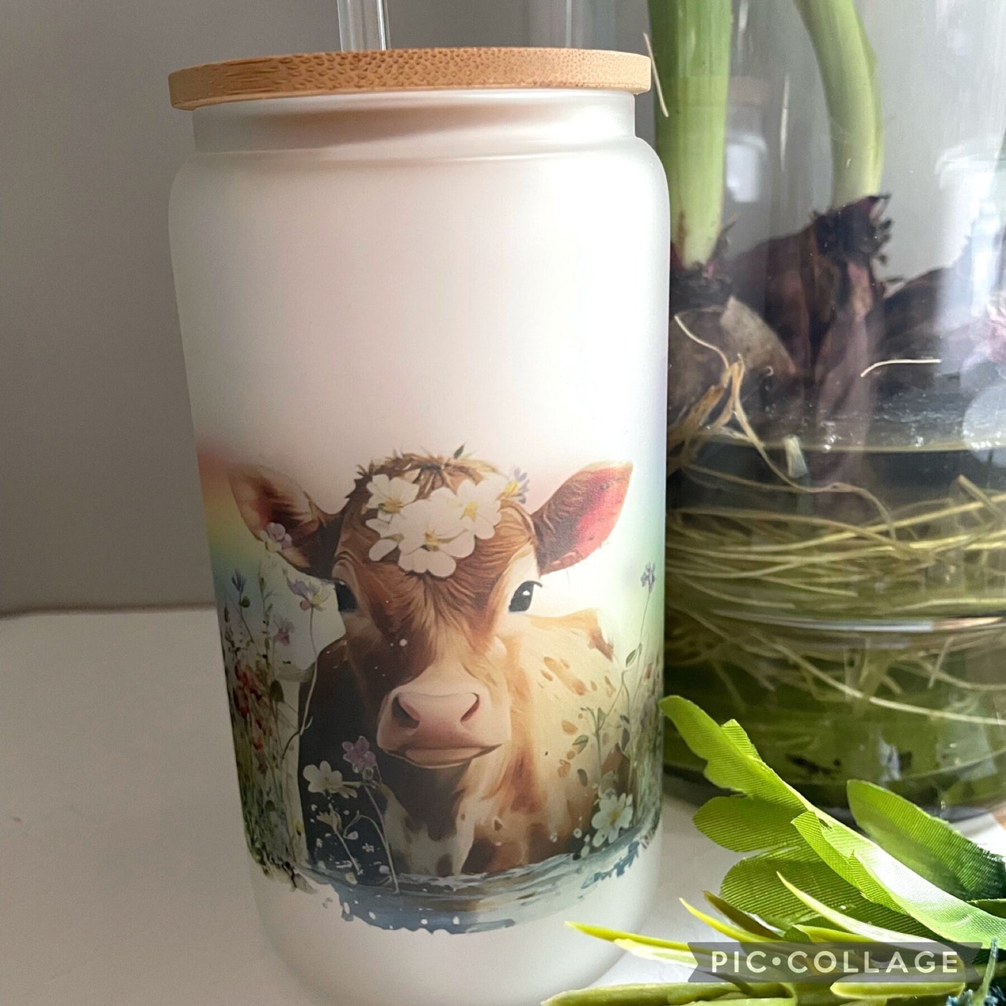 Glass Can Cow, Spring Floral Glass cup with straw, tumbler 16oz, Gift for Mother’s Day, Gift for Bridal Party, Birthday Gift for Cow Lover