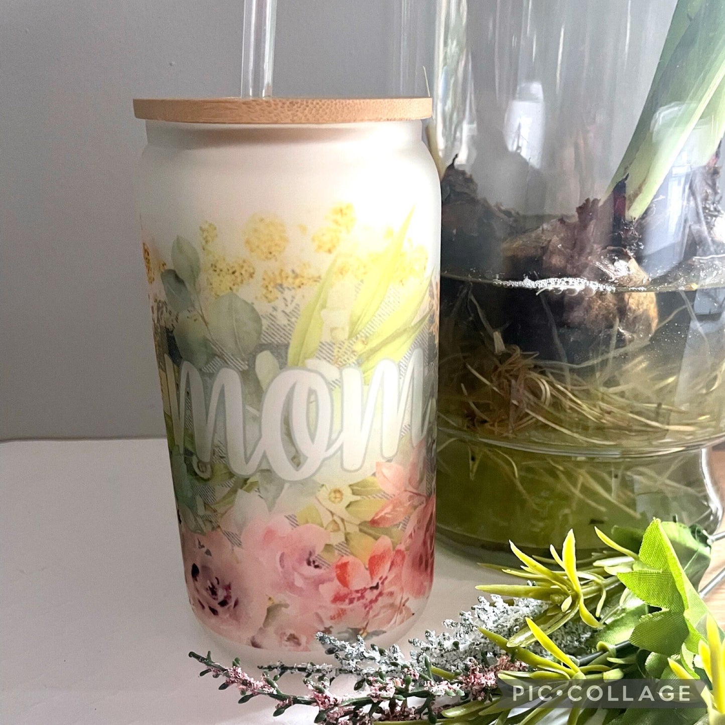 Glass Can Mama Floral Glass cup with straw, tumbler 16oz, Gift for Mother’s Day, Gift for Bridal Party, Birthday Gift for Her